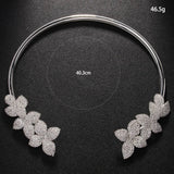 Collier Élégant Fleur en Cristal