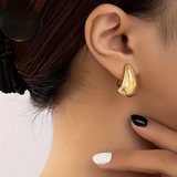 Carole™ – Boucles goutte élégantes intemporelles